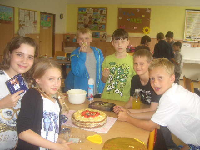 Výroba dortu 1. sk.